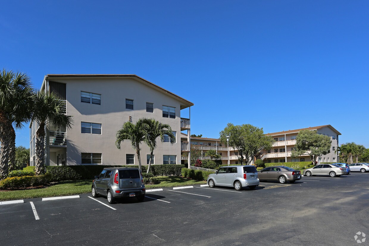 Century Village Boca Raton Condos Alquileres en Boca Raton, FL