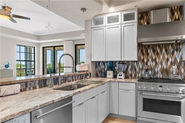 Building Photo - 10733 Mirasol Dr