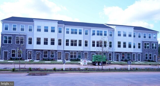 Building Photo - 120 Stoutsburg Blvd