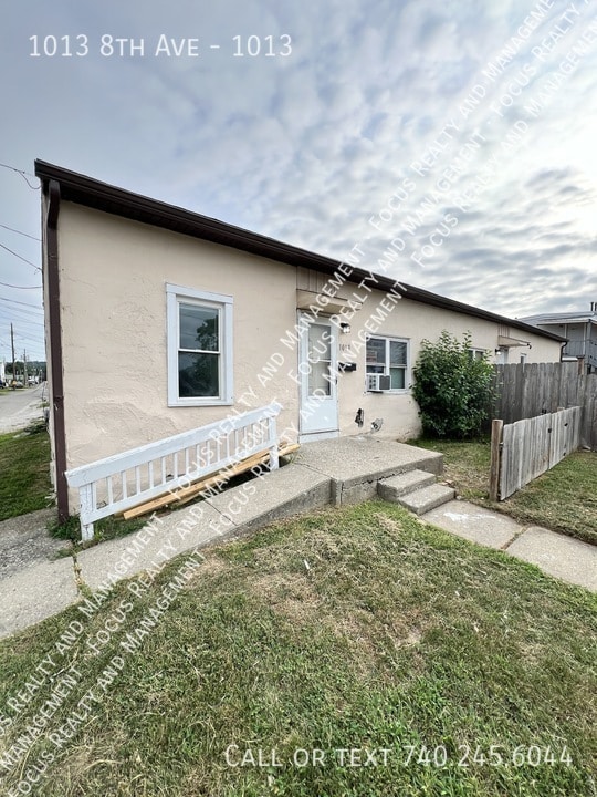 Primary Photo - 1013 8th Ave