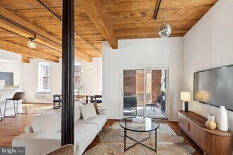 Building Photo - 205 Cuthbert St