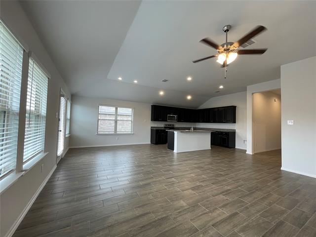 Foto del edificio - 5817 Brookville Dr