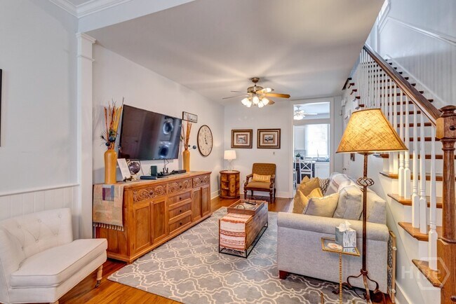 Foto del edificio - 513 E Harris St