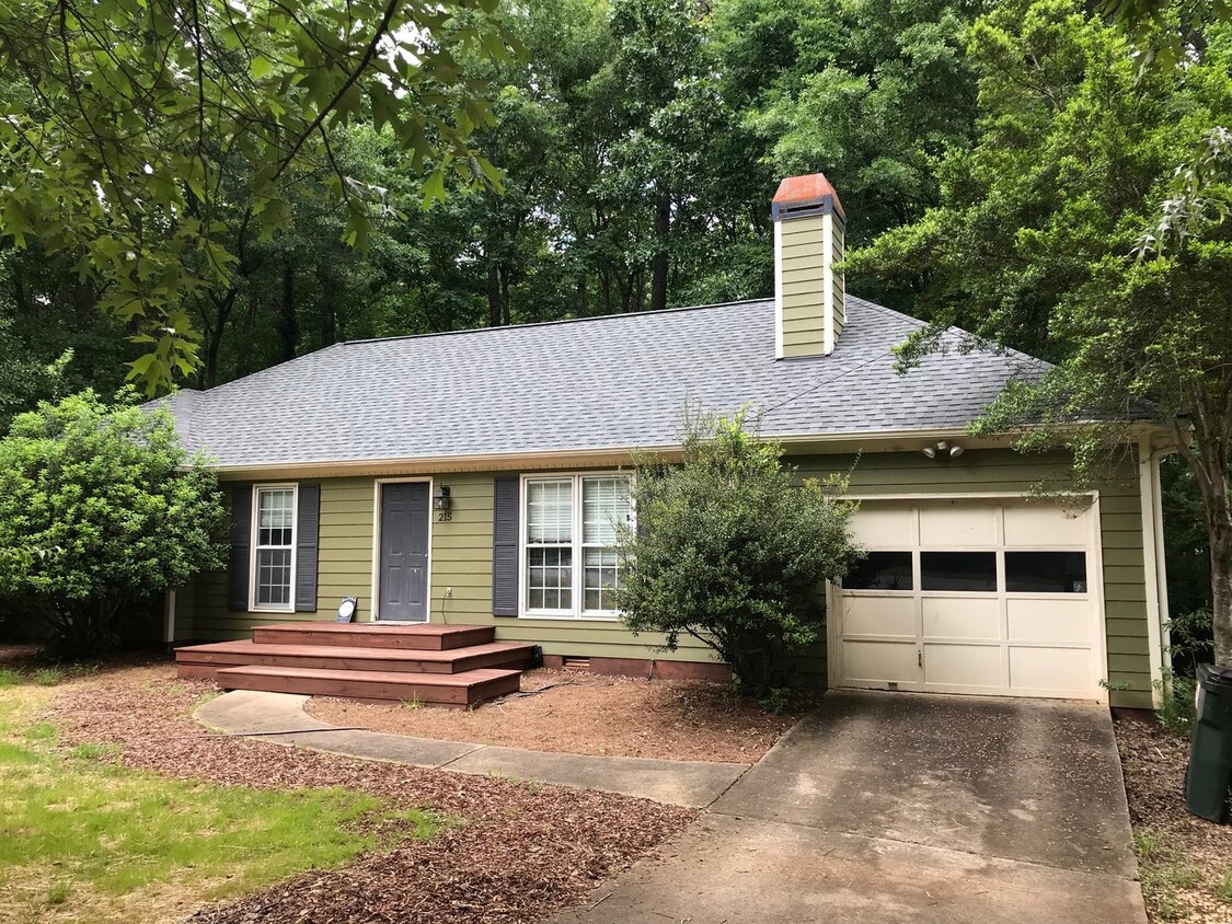 Primary Photo - 3BR Home in Brookstone Subdivision