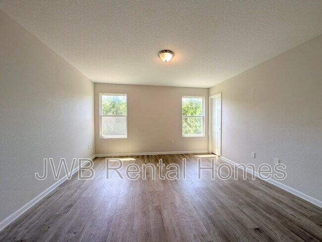 Foto del edificio - 5682 Marathon Pkwy
