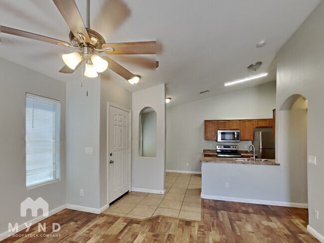 Foto del edificio - 40768 W Sanders Way