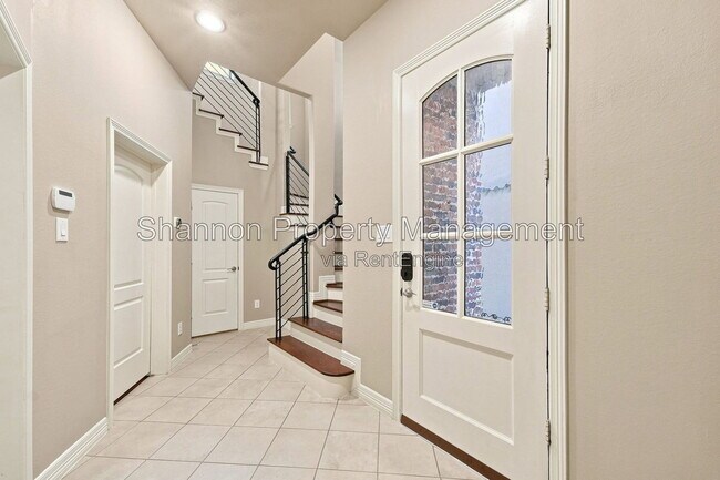Foto del edificio - 2422 Langston St