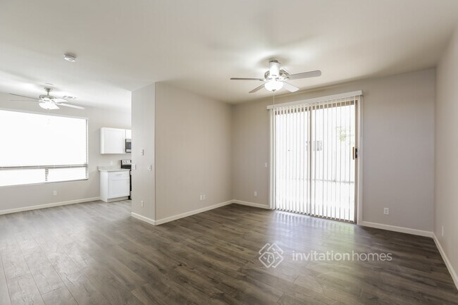 Building Photo - 2140 N 30th St