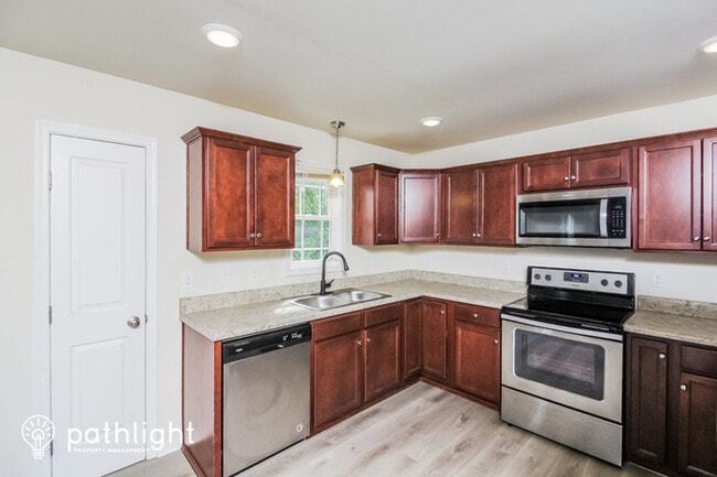 Building Photo - 10205 Brightwood Avenue, Chesterfield, VA,...