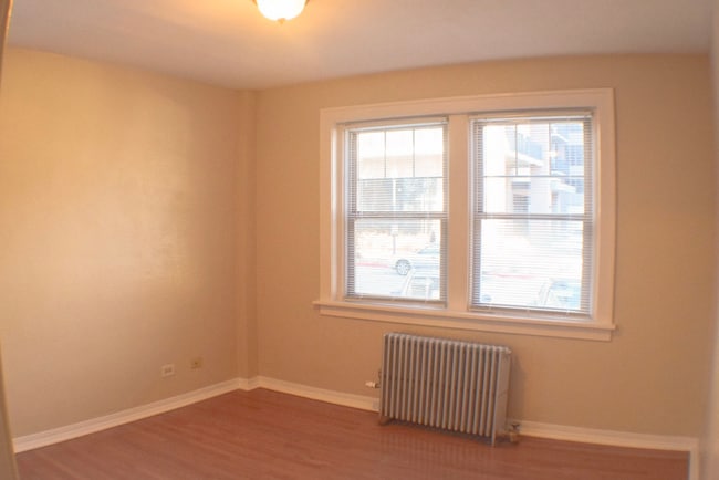 Building Photo - Historic Denver 2 Bed 1 Bath Apartment Acr...