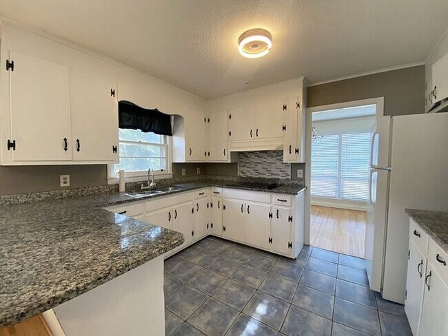 Foto del edificio - 7921 Crestbrook Road, Columbia, SC 29223 -...