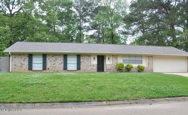 Photo - 31 Pebble Hill Dr House