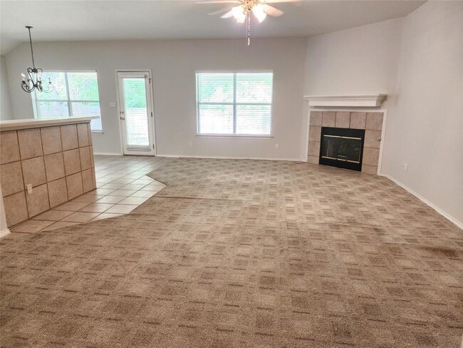 Building Photo - 2600 Willow Way