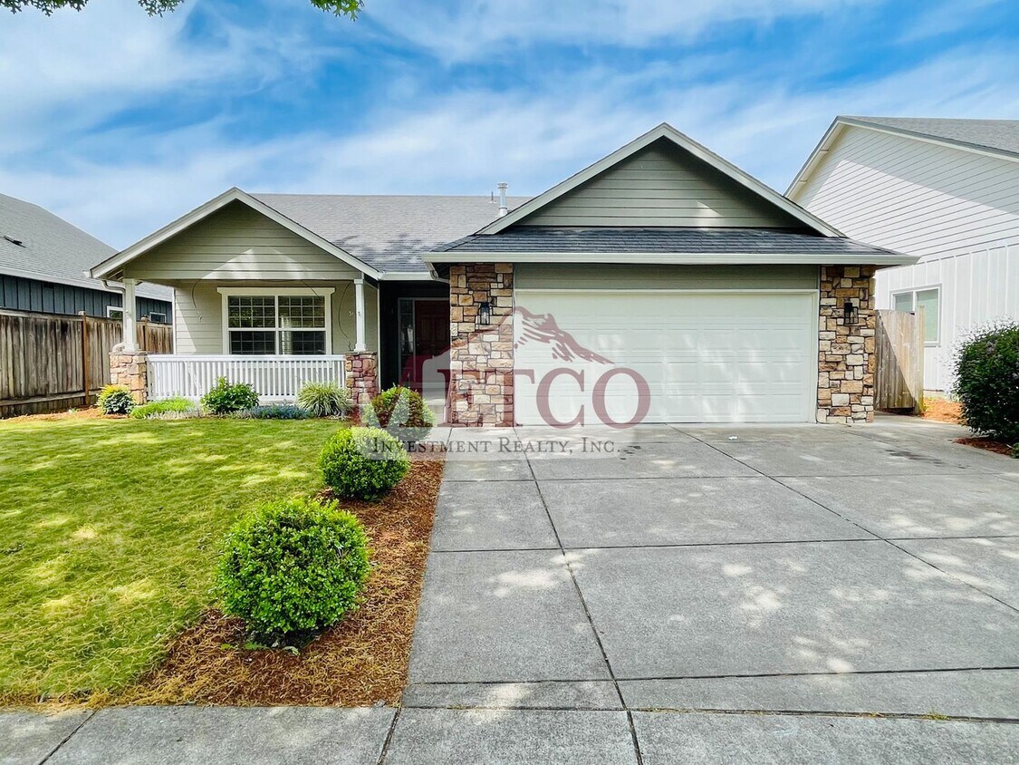 Primary Photo - Beautiful 3 bedroom Santa Clara home