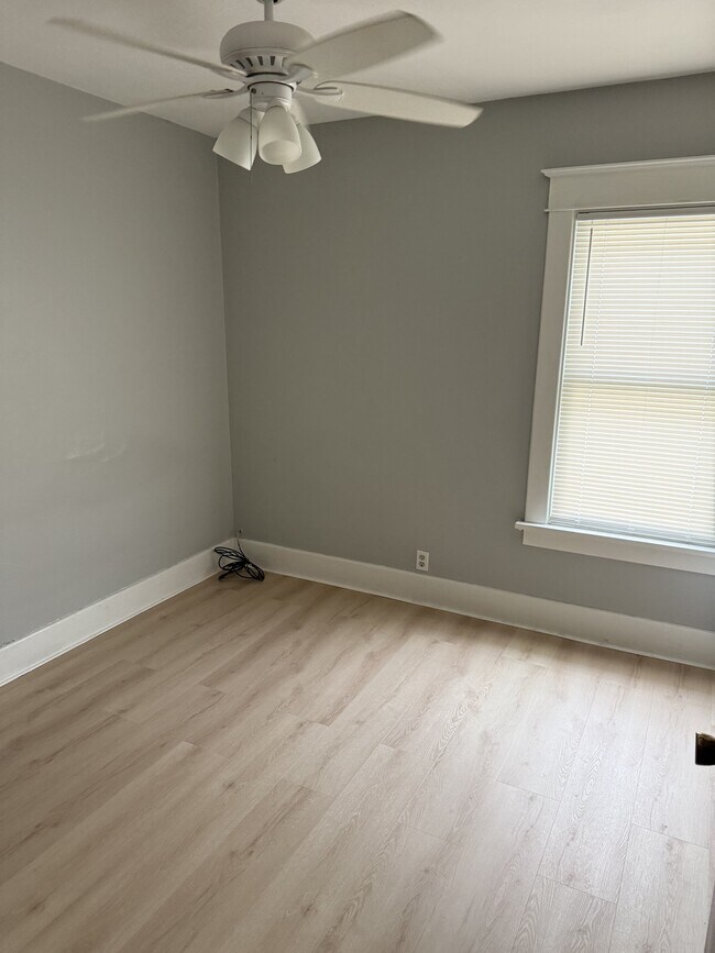 Foto del edificio - 620 Linden Ave