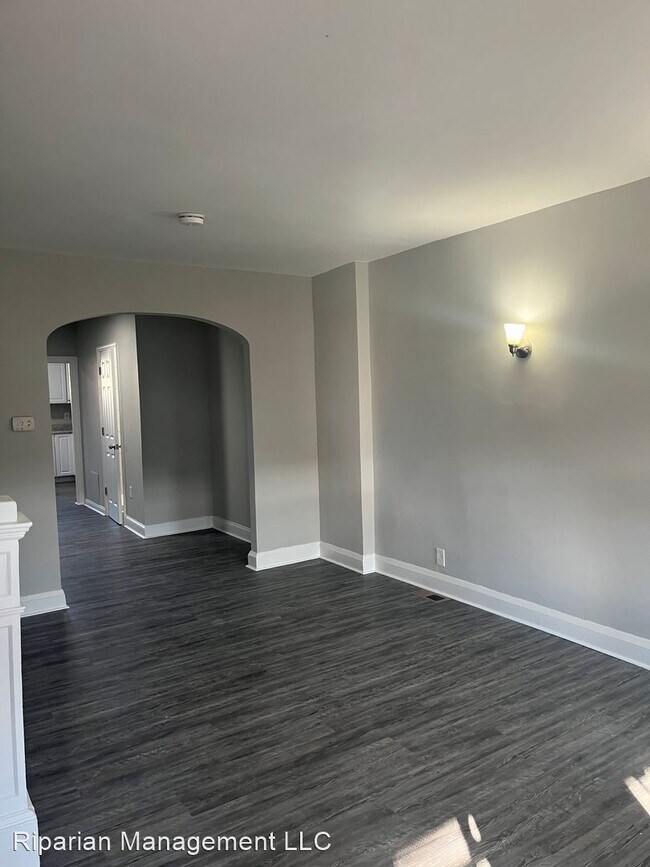 Building Photo - 3 br, 2 bath House - 4024 Cranston Ave