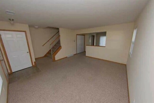 Foto del edificio - 3880 Kenowa Ave SW