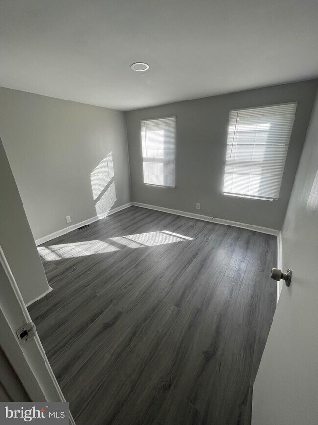 Foto del edificio - 1357 Carroll St