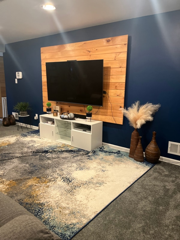 Building Photo - 4755 Esterbrook Rd