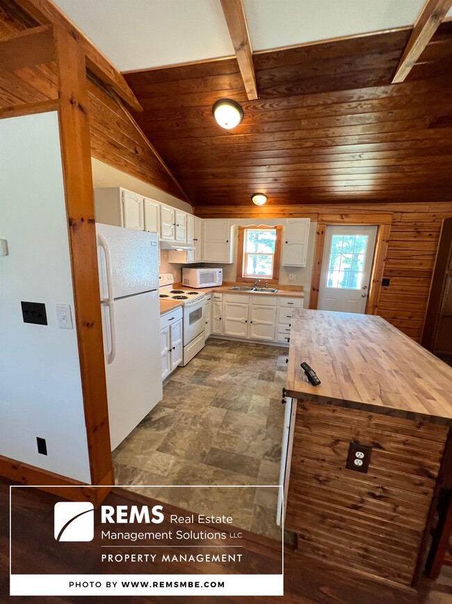 Foto del edificio - 43529 County Rd W