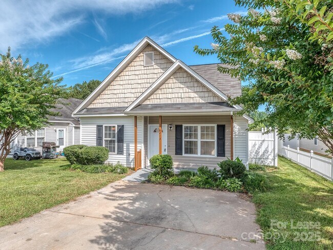 Building Photo - 6213 Derryfield Dr