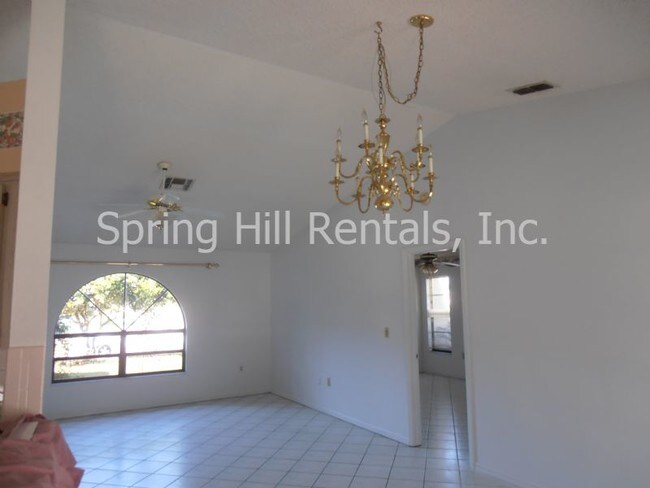 Building Photo - 11432 Beechdale Ave