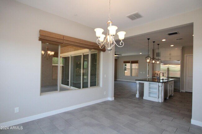 Foto del edificio - 34801 N 53rd St