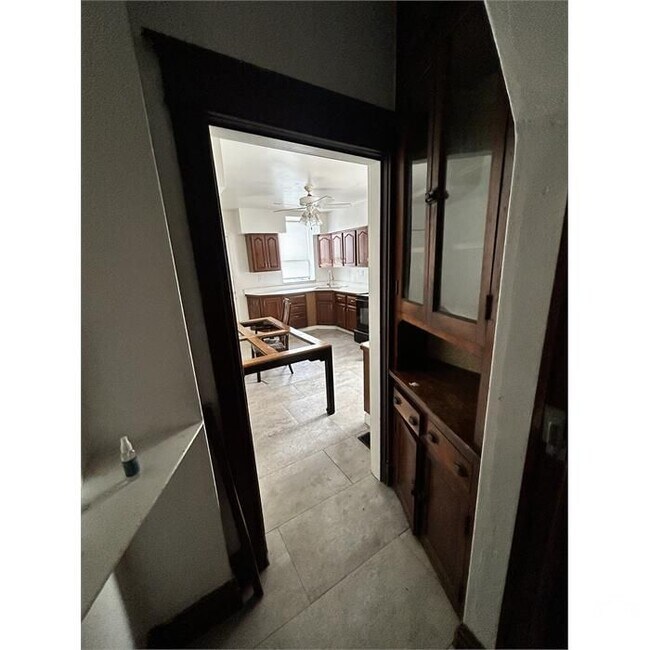 Foto del edificio - 4431 Ashland Ave
