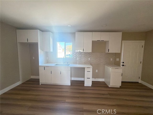 Foto del edificio - 8404 Borson St