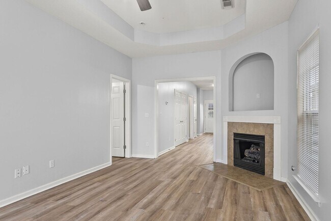 Foto del edificio - Nice 3 Bed 2 bath Home Available! Schedule...