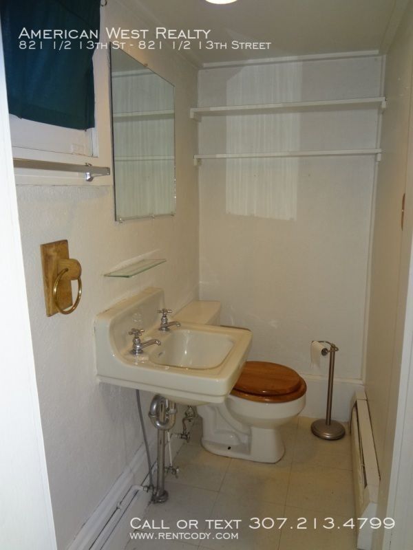 Foto del edificio - Downstairs apartment