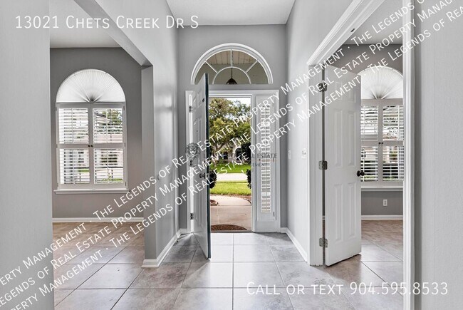 Foto del edificio - 13021 Chets Creek Dr S