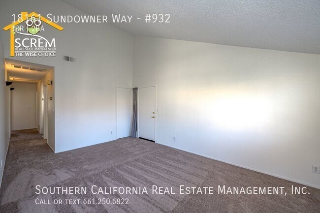 Building Photo - Upper Three Bedroom Condo in Canyon Country