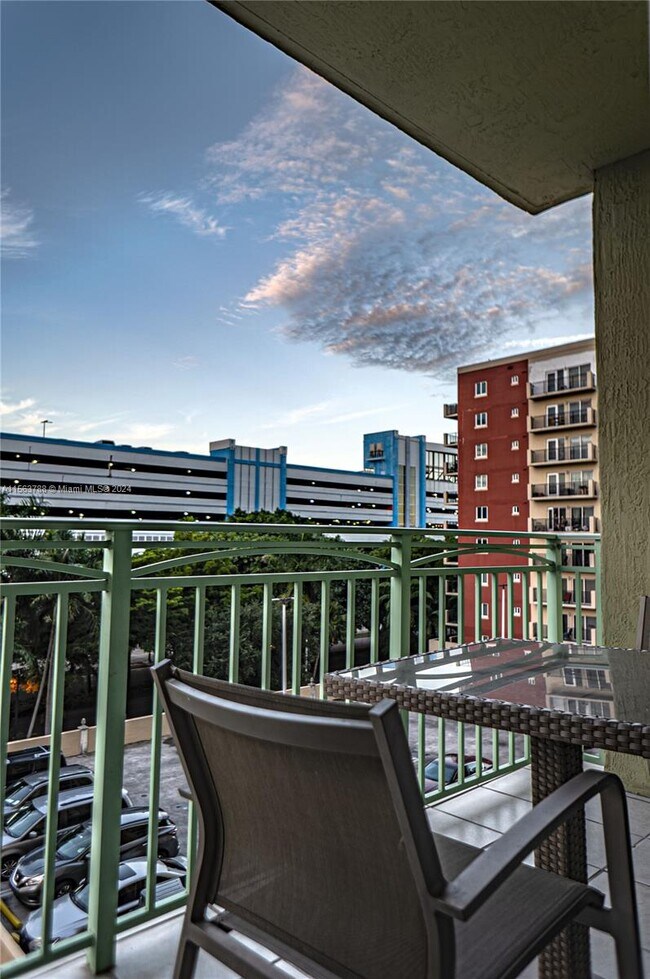 Foto del edificio - 3500 Coral Wy