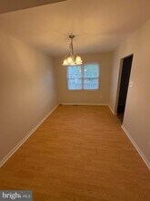 Building Photo - 8209 Stewarton Ct