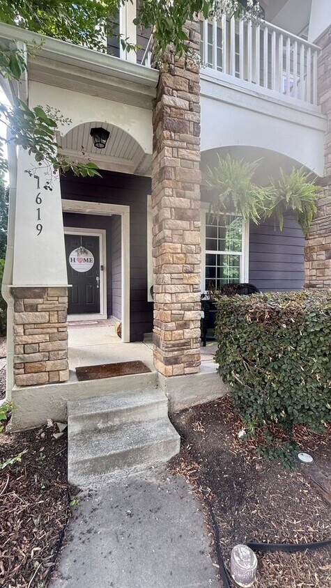 Foto del edificio - Great Wake Forest location for this single-family home
