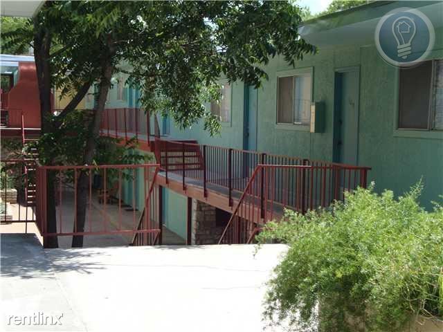 Primary Photo - 2907 West Ave