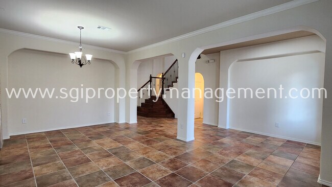 Foto del edificio - 12032 Henderson Dr