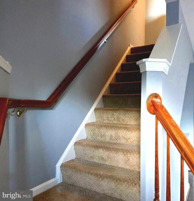 Building Photo - 12977 Abner Ave