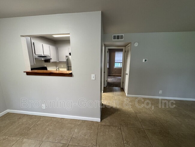 Building Photo - 1308 Caldwell Ave