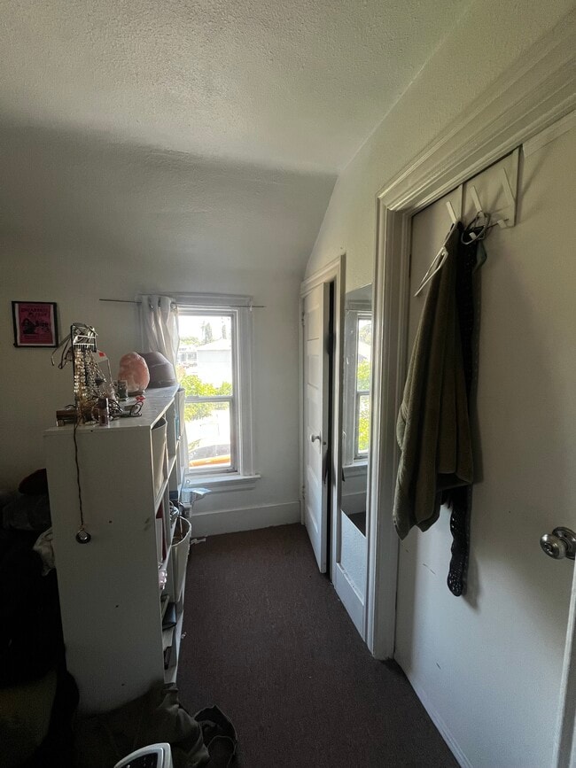 Foto del edificio - 362 N 7th St