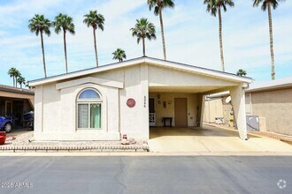 Building Photo - 6066 S Oakmont Dr