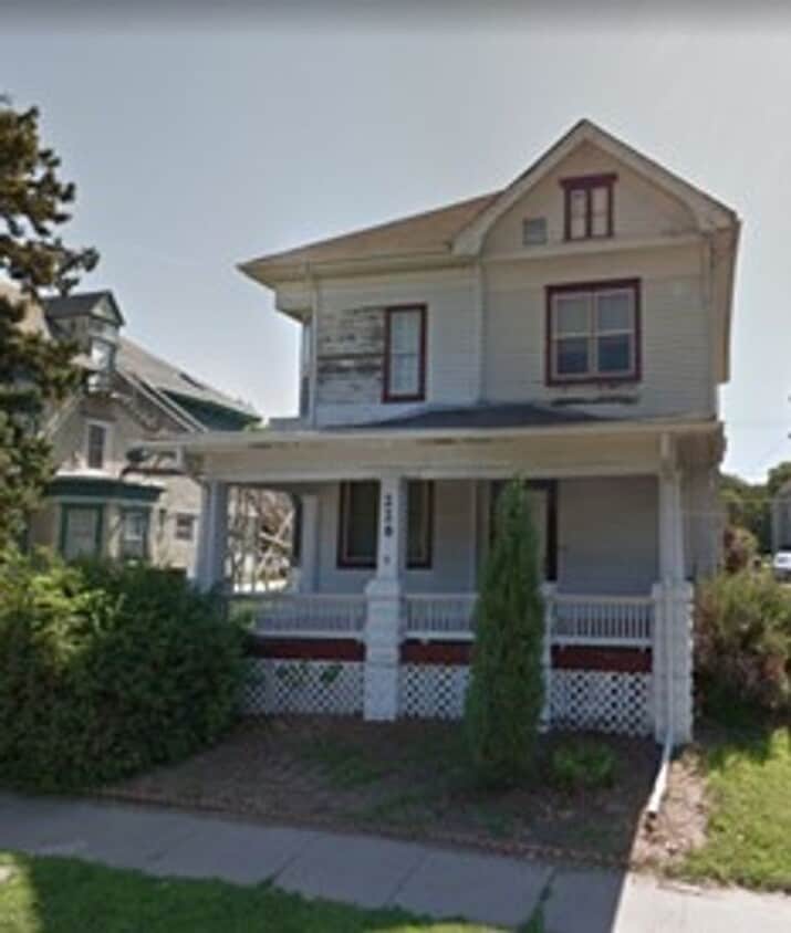 Primary Photo - 226 S. 27th