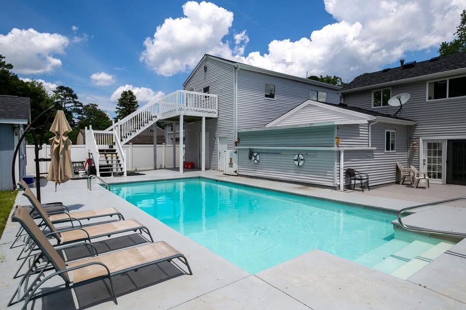 Foto principal - 837 Romney Ln