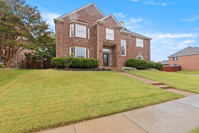 Building Photo - 8813 High Meadows Dr