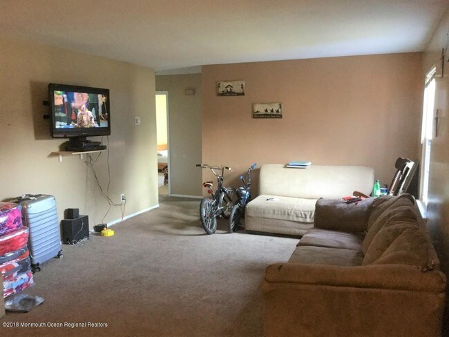 Building Photo - 719 Zlotkin Cir