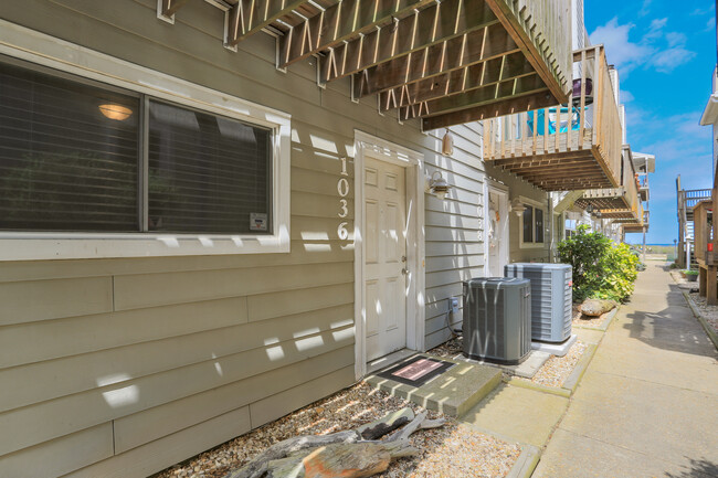 Front entrance to condo - 1036 E Ocean View Ave