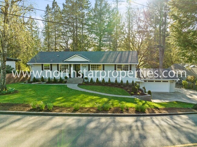 Foto del edificio - Remodeled Midcentury in Lake Oswego