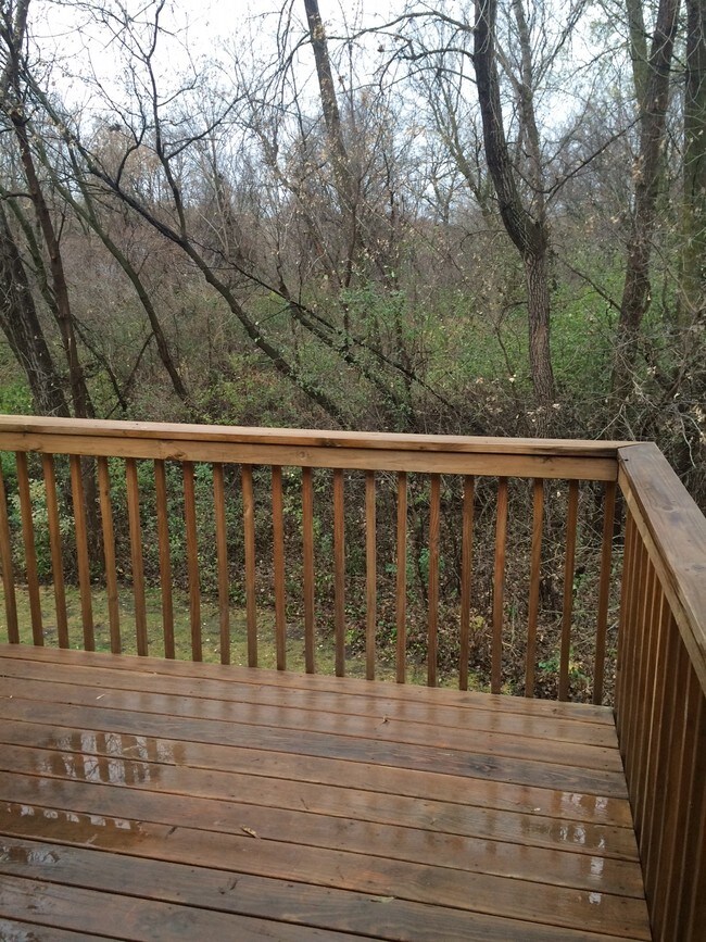 Foto del edificio - 10634 Hummingbird St NW