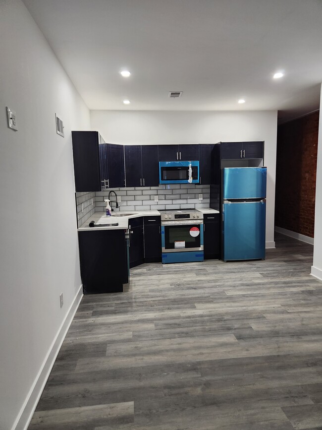 Building Photo - 4559 N 15th St